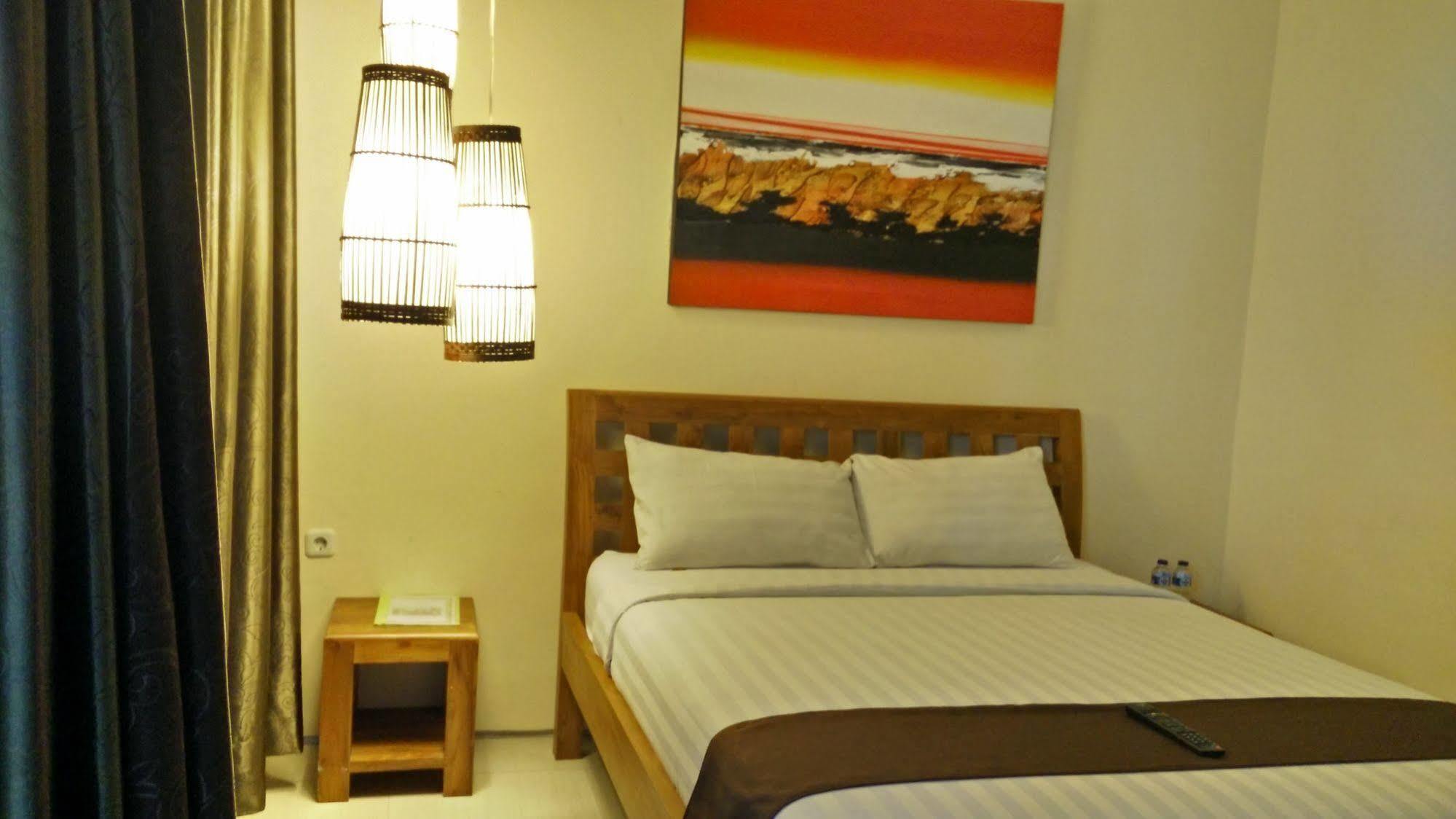Koi Hotel And Residence Denpasar  Exterior photo